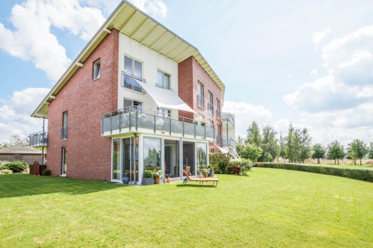 Moellerherm Immobilien - Immobilienangebot - Ratzeburg - Wohnung - Wohnen zu ebener Erde mit Blick in die Natur- moderne 3-Zimmer-Wohnung in Ratzeburg