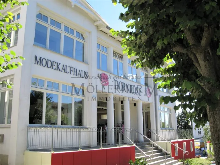 Moellerherm Immobilien - Immobilienangebot - Sellin - Alle - Bieterverfahren - Villa Dornrose in Prachtstraße von Sellin sucht Investor