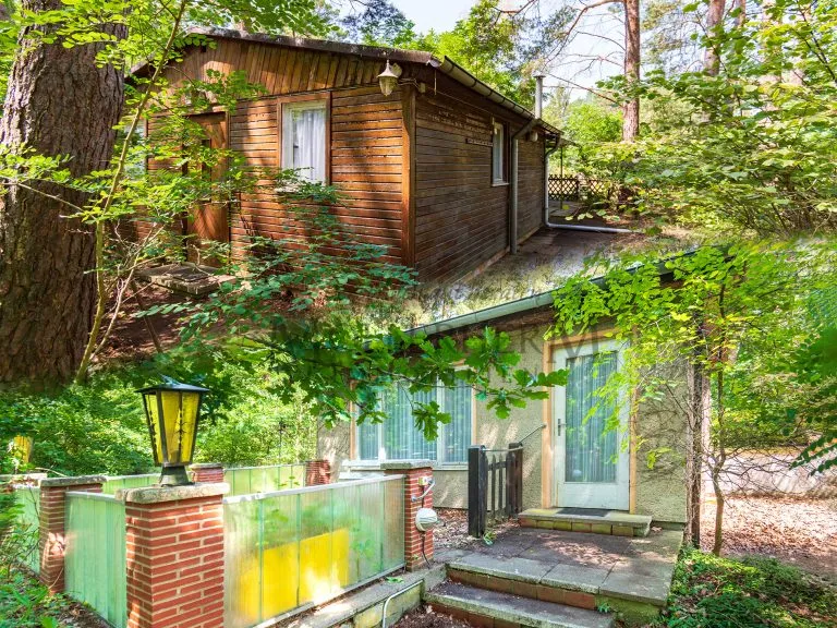 Moellerherm Immobilien - Immobilienangebot - Zossen - Alle - Zwei Ferienhäuser zum Preis von einem - ein Paradies zwischen Wald, Wasser & Stadtnähe.