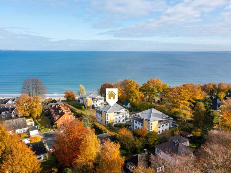 Moellerherm Immobilien - Immobilienangebot - Scharbeutz - Alle - Nur 150 Meter bis zum Strand - Exklusiv möblierte Maisonettewohnung mit Ostseeblick