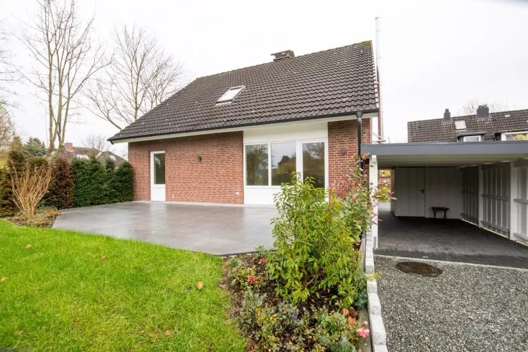 Moellerherm Immobilien - Immobilienangebot - Scharbeutz / Haffkrug - Alle - Stilvoll modernisiert und verkehrsgünstig gelegen -  5-Zimmer-Haus im Zentrum von Haffkrug