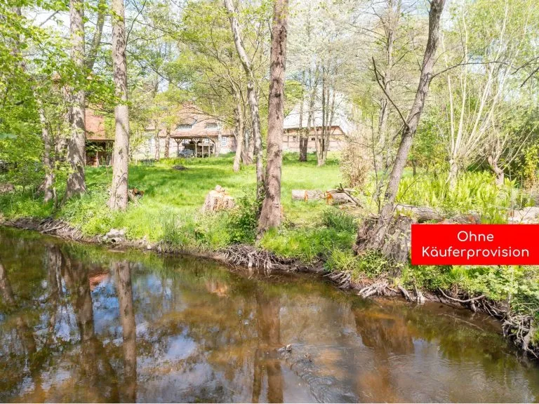 Moellerherm Immobilien - Immobilienangebot - Dodow - Alle - Bauernhaus auf Traum-Grundstück
Knapp 3000 m² am Wasser in Wittendörp - Dodow