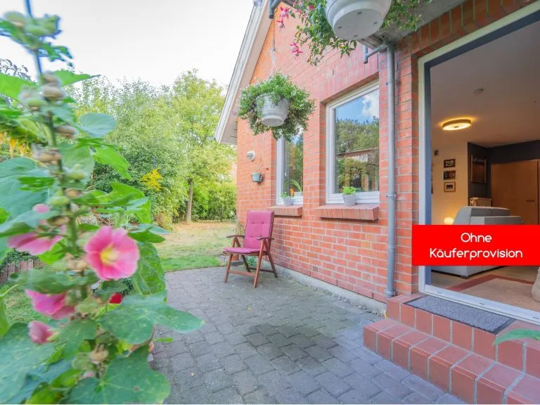 Moellerherm Immobilien - Immobilienangebot - Stockelsdorf - Alle - 1-Zimmer Erdgeschosswohnung mit kleiner Terrasse und PKW-Stellplatz in grünem Wohngebiet von Stockelsdorf