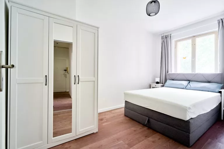 Moellerherm Immobilien - Immobilienangebot - Berlin - Alle - Studenten & Eltern aufgepasst!
Coole Wohnung in Moabit, Uni um die Ecke und ideal als WG!