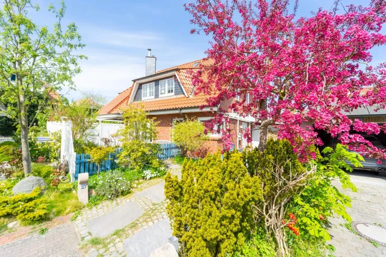 Moellerherm Immobilien - Immobilienangebot - Travemünde - Alle - Einfamilienhaus mit Flair - Beste Wohnlage in Travemünde - Fußläufig zum Strand