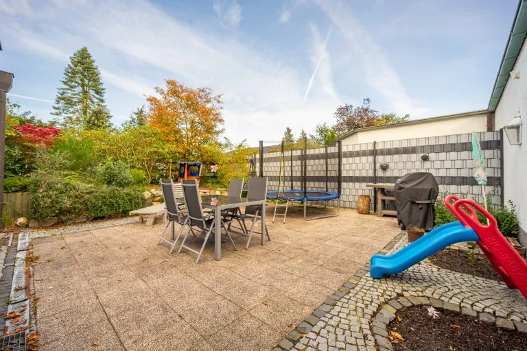 Moellerherm Immobilien - Immobilienangebot - Lübeck - Alle - Rundherum besonders - Außergewöhnliches Einfamilienhaus in Lübeck-St. Gertrud
