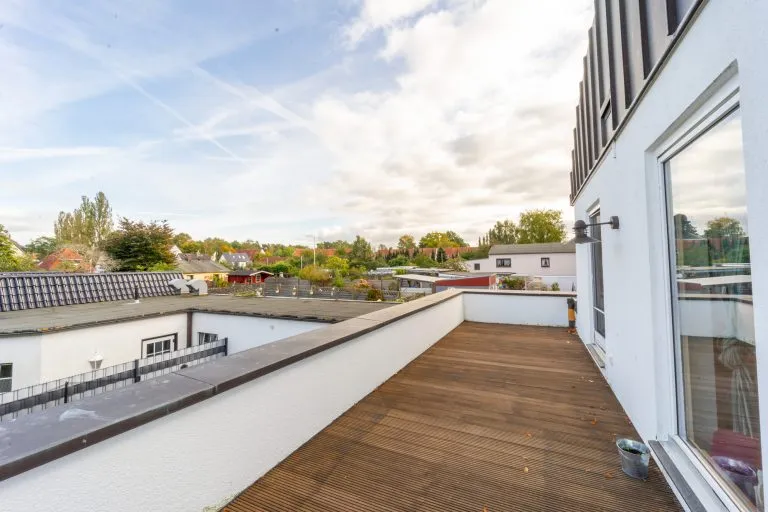 Moellerherm Immobilien - Immobilienangebot - Lübeck - Alle - Rundherum besonders - Außergewöhnliches Einfamilienhaus in Lübeck-St. Gertrud