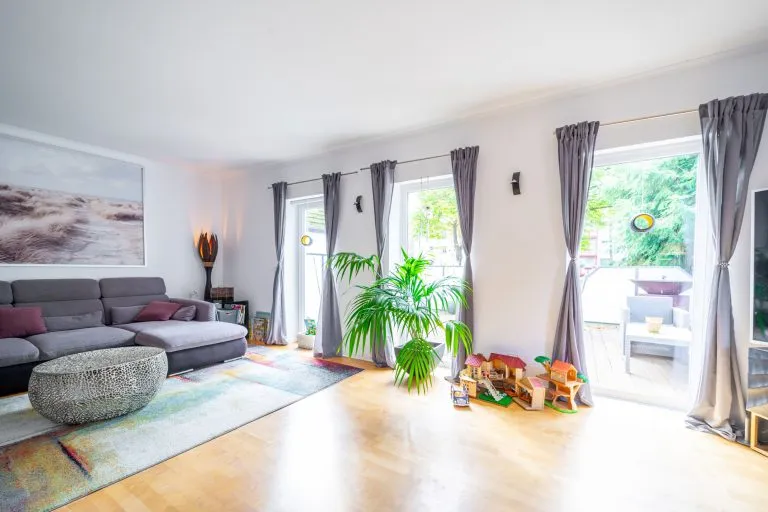 Moellerherm Immobilien - Immobilienangebot - Lübeck - Alle - Rundherum besonders - Außergewöhnliches Einfamilienhaus in Lübeck-St. Gertrud