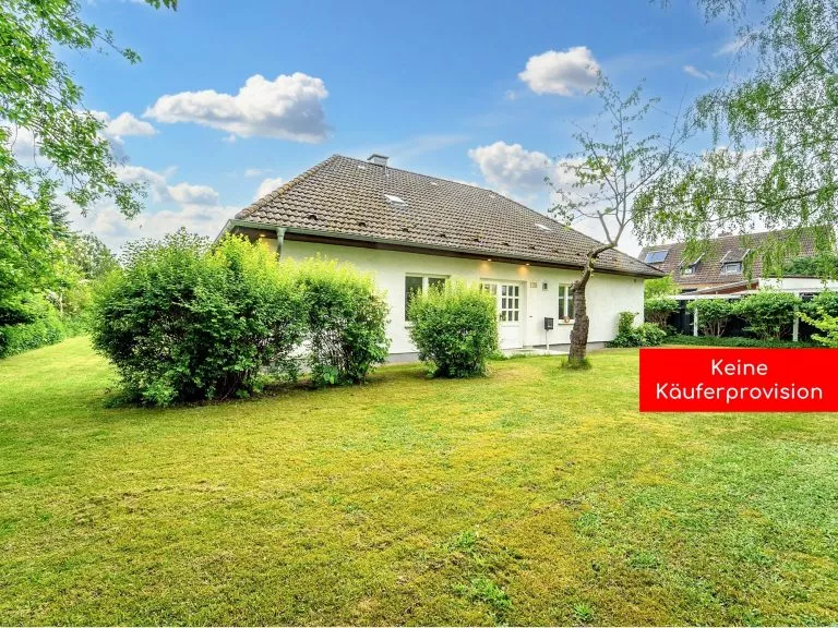 Moellerherm Immobilien - Immobilienangebot - Hagenow - Alle - Perfekt für Familien und Generation 60+- Bungalow mit Kamin, Doppelgarage und Garten