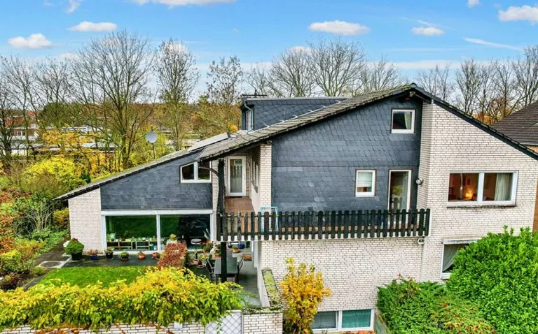 Moellerherm Immobilien - Immobilienangebot - Münster / Nienberge - Alle - Sanierte Eleganz mit Schwimmbad und Einliegerwohnung in Nienberge