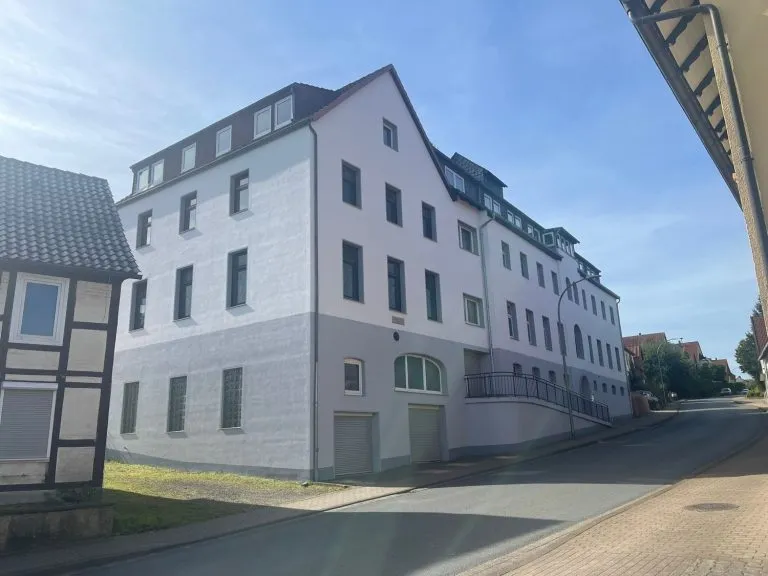 Moellerherm Immobilien - Immobilienangebot - Kalletal - Alle - Hier zählt Ihr Gebot: Ehemaliges Pflegeheim sucht neuen Eigentümer - Nutzen Sie Ihre Chance!