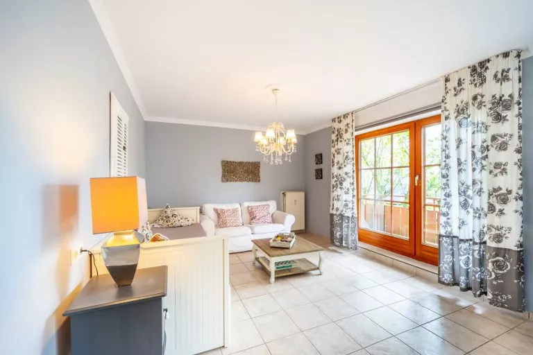 Moellerherm Immobilien - Immobilienangebot - Scharbeutz - Alle - Urlaubsglück an der Ostseeküste - 
Möblierte Ferienwohnung mit Wohlfühlcharakter in Scharbeutz