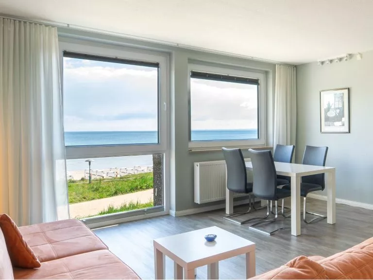 Moellerherm Immobilien - Immobilienangebot - Scharbeutz - Alle - Dieser Ausblick sagt mehr als 1000 Worte-Dieser atemberaubende Ostseeblick sieht jeden Tag anders aus
