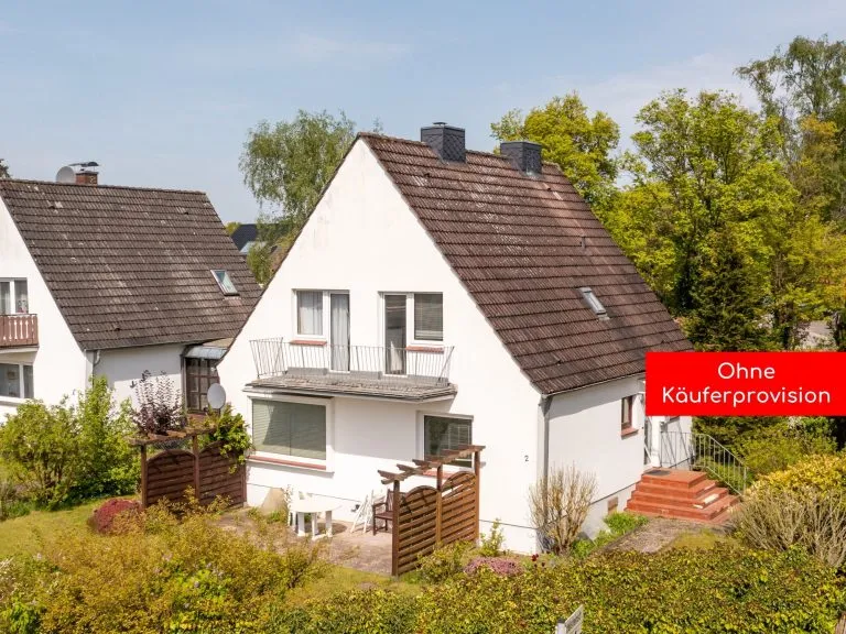 Moellerherm Immobilien - Immobilienangebot - Lübeck - Alle - "Vintage-Haus" mit Potenzial - Renovierungsbed. Einfamilienhaus auf günstigem Erbpachtgrundstück