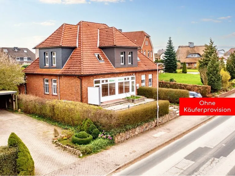 Moellerherm Immobilien - Immobilienangebot - Rethwisch - Alle - Chance auf Veränderung - Mehrfamilienhaus mit 3 Wohnungen
und ehemaliger Gewerbefläche in Rethwisch