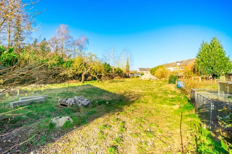 Moellerherm Immobilien - Immobilienangebot - Bad Schwartau - Alle - Baugrundstück in zweiter Reihe von Bad Schwartau-Rensefeld
