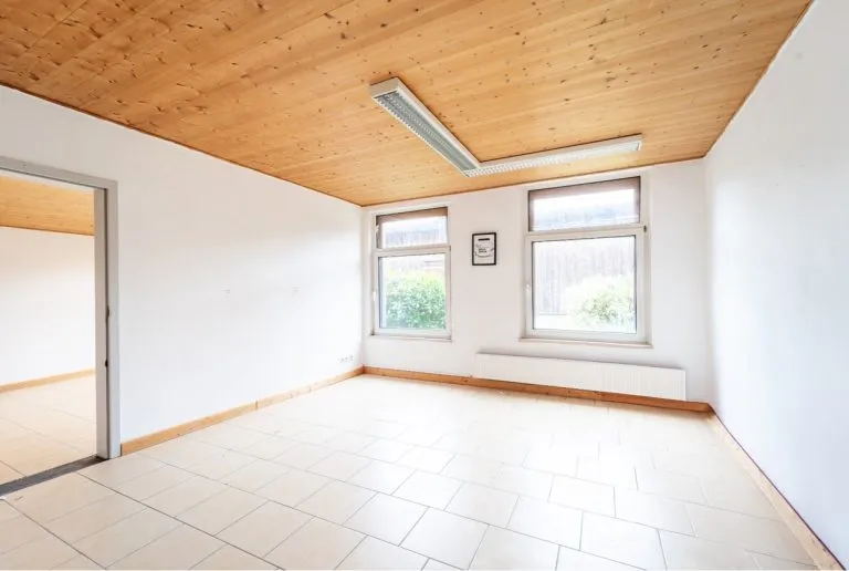 Moellerherm Immobilien - Immobilienangebot - Dobbertin - Alle - Gewerbeimmobilie mit moderner Produktionsinfrastruktur – umfangreich saniert, sofort betriebsbereit