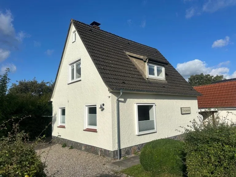 Moellerherm Immobilien - Immobilienangebot - Scharbeutz - Alle - Ostseeluft und Lebensqualität: Ein Zuhause zum Verlieben - Einfamilienhaus mit Dachterrasse in Scharbeutz