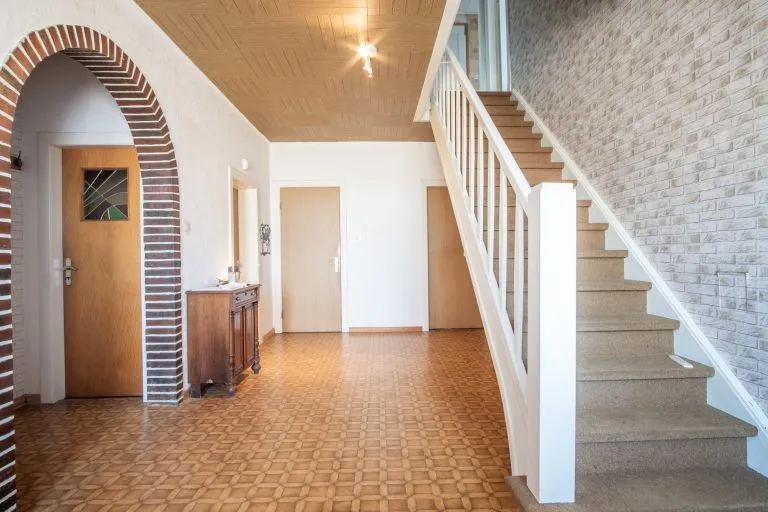 Moellerherm Immobilien - Immobilienangebot - Grabau - Alle - Landwirtschaftlich geprägte Hofstelle mit umfangreichen Nutzflächen und vielseitigen Möglichkeiten