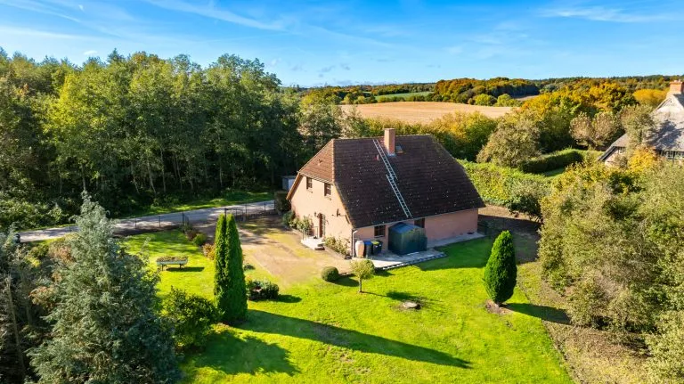 Moellerherm Immobilien - Immobilienangebot - Stolpe - Alle - Raus auf´s Land! Einfamilienhaus mit Weitblick über Felder und Wiesen in Stolpe