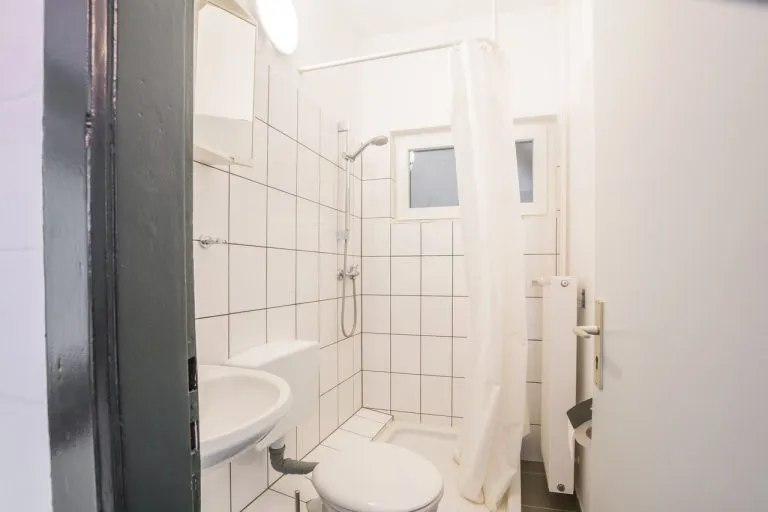 Moellerherm Immobilien - Immobilienangebot - Lübeck - Alle - Sichere und hohe Rendite mit 11 Mikro-Apartments in unmittelbarer Nähe zur Uniklinik Lübeck
