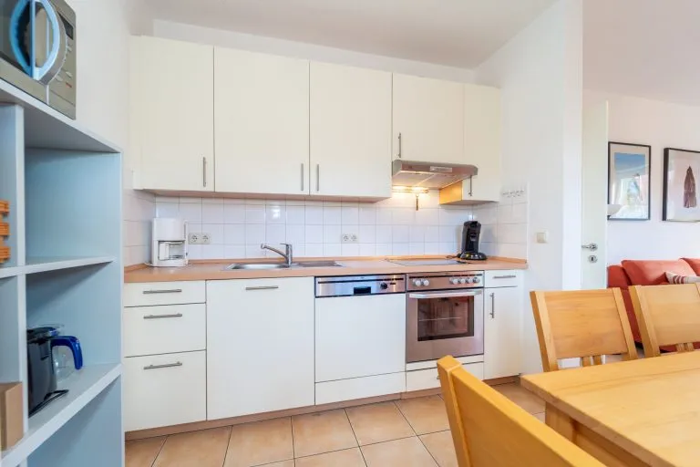 Moellerherm Immobilien - Immobilienangebot - Dassow/ Barendorf - Alle - Gemütliche Ferienwohnung unter Reet- nur wenige Minuten von der Ostsee entfernt