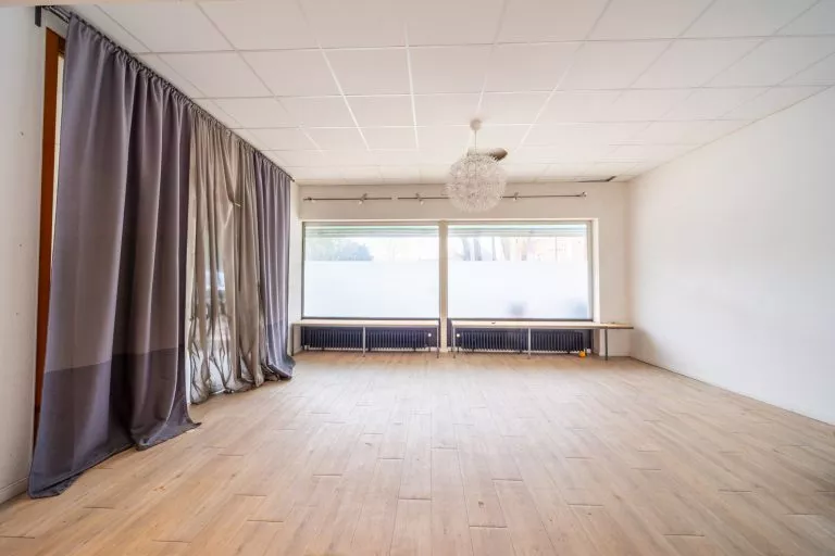 Moellerherm Immobilien - Immobilienangebot - Lensahn - Alle - Großzügige Ladenfläche mitten im Zentrum von Lensahn