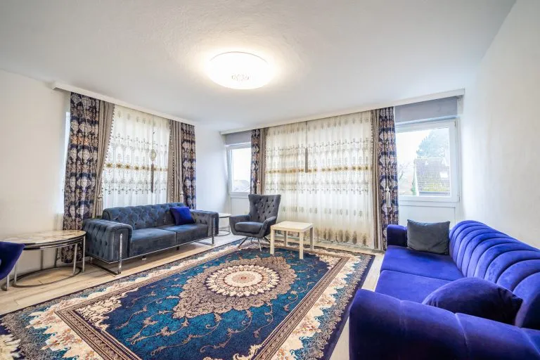 Moellerherm Immobilien - Immobilienangebot - Lensahn - Alle - Wohn-und Geschäftshaus Faktor 12,5 mitten in Lensahn (JNKM 57.540 €)