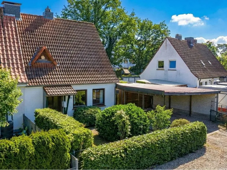 Moellerherm Immobilien - Immobilienangebot - Wahlstedt - Alle - Doppelhaushälfte mit Potenzial - Ideal für Handwerker und Selbermacher in Wahlstedt