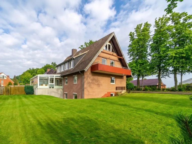 Moellerherm Immobilien - Immobilienangebot - Scharbeutz - Alle - Rendite trifft Lebensqualität - Wohnhaus mit 5 Wohnungen in Bestlage von Scharbeutz