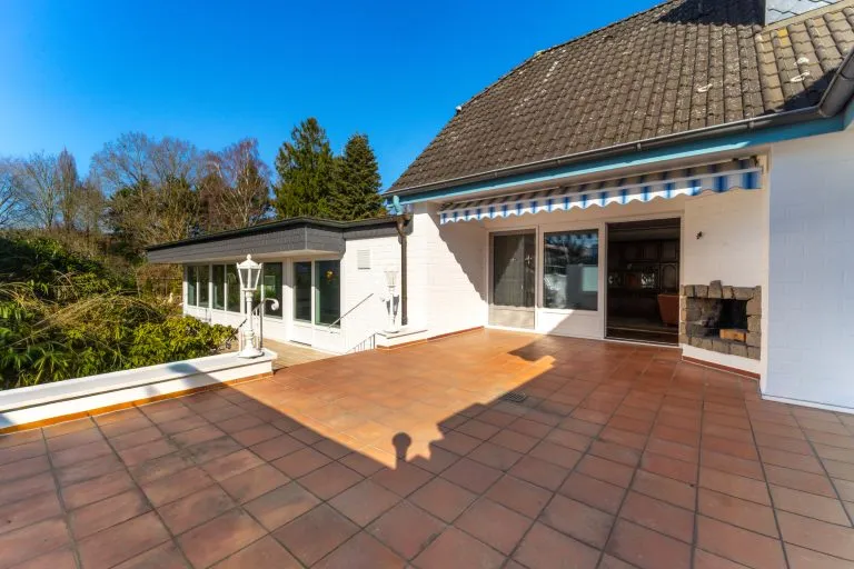 Moellerherm Immobilien - Immobilienangebot - Scharbeutz / Haffkrug - Alle - Architektenhaus mit Wellnessoase und viel Platz für die Familie in Scharbeutz/Haffkrug