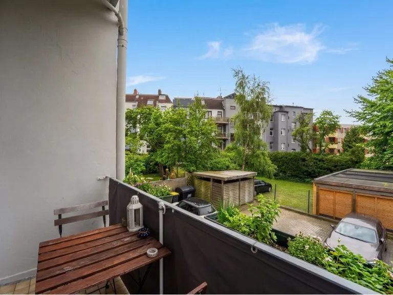 Moellerherm Immobilien - Immobilienangebot - Kiel / Holtenau - Alle - Modernes Wohnen mit Geschichte: Etagenwohnung in erstklassigem Zustand