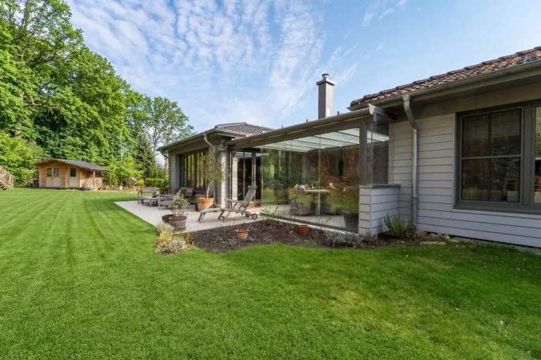 Moellerherm Immobilien - Immobilienangebot - Ratekau - Alle - Modernisierter Luxus für die Familie: Exklusives Wohndomizil in Ratekau