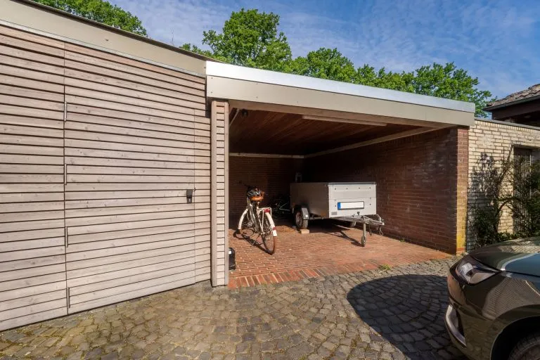 Moellerherm Immobilien - Immobilienangebot - Ratekau - Alle - Modernisierter Luxus für die Familie: Exklusives Wohndomizil in Ratekau