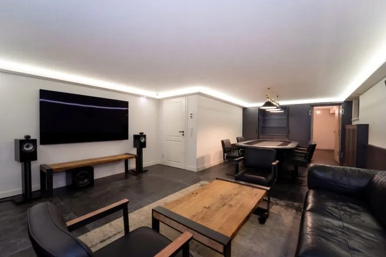 Moellerherm Immobilien - Immobilienangebot - Ratekau - Alle - Modernisierter Luxus für die Familie: Exklusives Wohndomizil in Ratekau