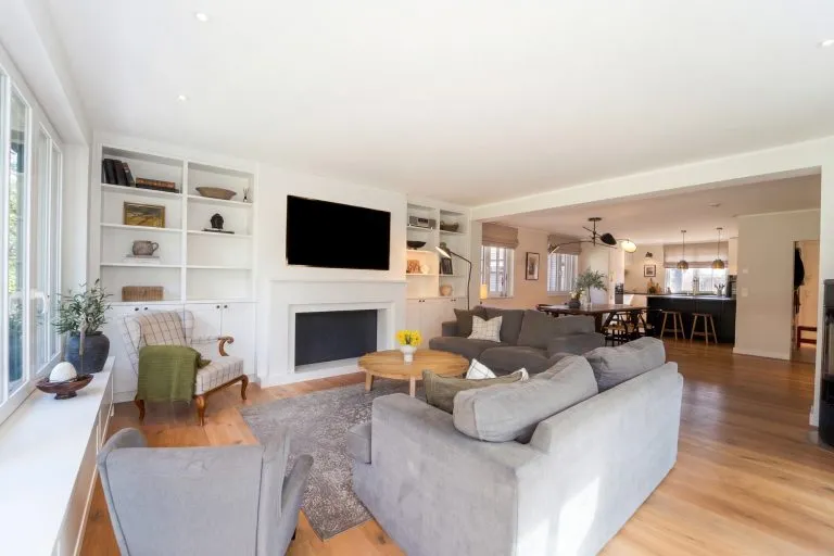 Moellerherm Immobilien - Immobilienangebot - Ratekau - Alle - Modernisierter Luxus für die Familie: Exklusives Wohndomizil in Ratekau