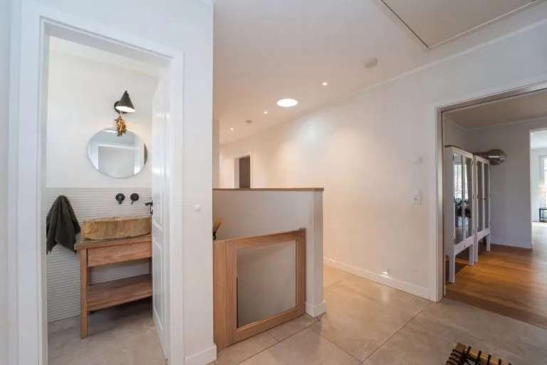 Moellerherm Immobilien - Immobilienangebot - Ratekau - Alle - Modernisierter Luxus für die Familie: Exklusives Wohndomizil in Ratekau