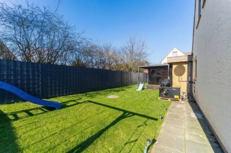 Moellerherm Immobilien - Immobilienangebot - Wahlstedt - Alle - Wohlfühlen in ruhiger Lage - Modernisierte Doppelhaushälfte mit Garten, Terrasse und neuer Wärmepumpe