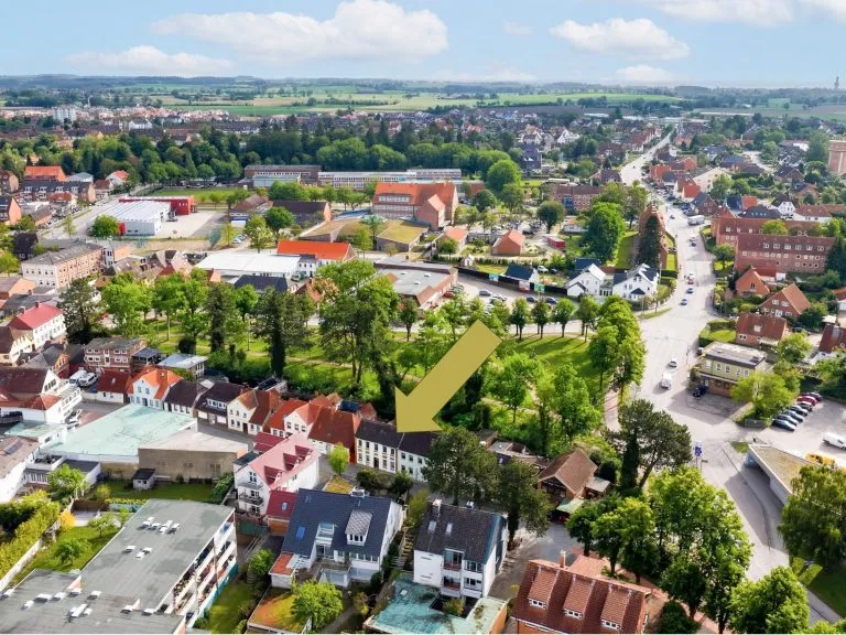Moellerherm Immobilien - Immobilienangebot - Neustadt in Holstein - Alle - Bieterverfahren: Stadthaus-Rohdiamant -
Entkernung abgeschlossen: Jetzt beginnt Ihre Gestaltung
