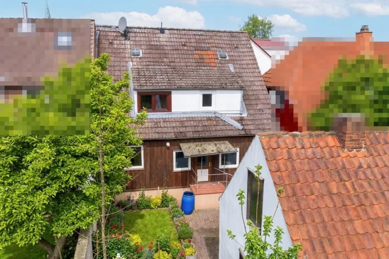 Moellerherm Immobilien - Immobilienangebot - Neustadt in Holstein - Alle - Bieterverfahren: Stadthaus-Rohdiamant -
Entkernung abgeschlossen: Jetzt beginnt Ihre Gestaltung