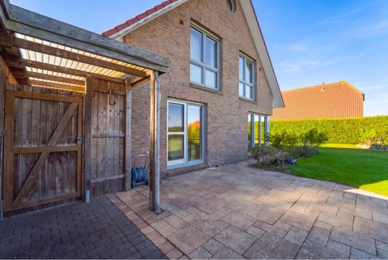 Moellerherm Immobilien - Immobilienangebot - Lütjenburg - Alle - Grünes Paradies mit Stil - Traumhaftes Einfamilienhaus in Lütjenburg