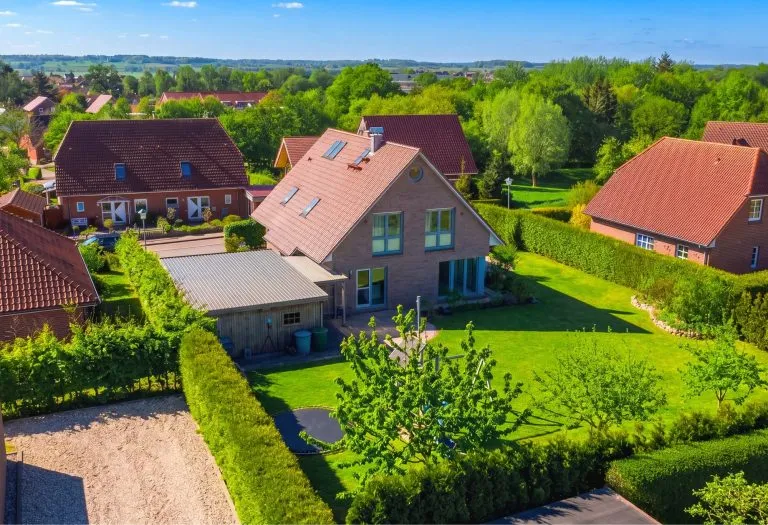 Moellerherm Immobilien - Immobilienangebot - Lütjenburg - Alle - Grünes Paradies mit Stil - Traumhaftes Einfamilienhaus in Lütjenburg