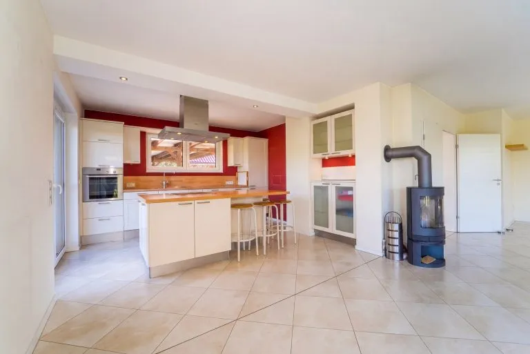 Moellerherm Immobilien - Immobilienangebot - Lütjenburg - Alle - Grünes Paradies mit Stil - Traumhaftes Einfamilienhaus in Lütjenburg