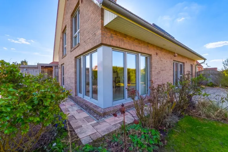 Moellerherm Immobilien - Immobilienangebot - Lütjenburg - Alle - Grünes Paradies mit Stil - Traumhaftes Einfamilienhaus in Lütjenburg