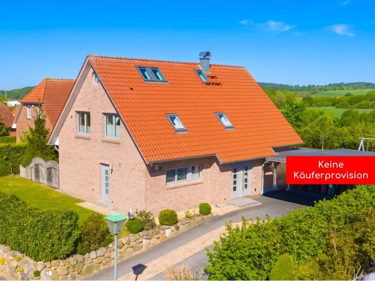 Moellerherm Immobilien - Immobilienangebot - Lütjenburg - Alle - Grünes Paradies mit Stil - Traumhaftes Einfamilienhaus in Lütjenburg