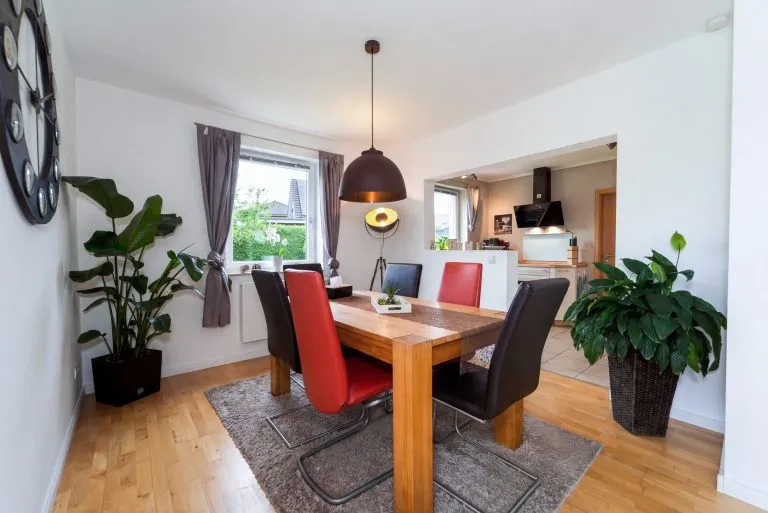 Moellerherm Immobilien - Immobilienangebot - Stolpe - Alle - Zuhause für alle Generationen: Einfamilienhaus mit Einliegerwohnung in Stolpe mit vielfältigen Nutzungsmöglichkeiten
