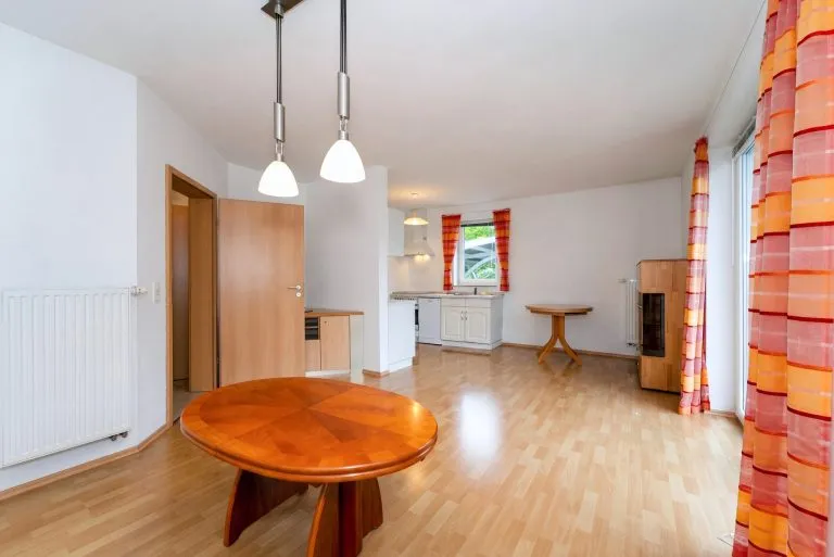 Moellerherm Immobilien - Immobilienangebot - Stolpe - Alle - Zuhause für alle Generationen: Einfamilienhaus mit Einliegerwohnung in Stolpe mit vielfältigen Nutzungsmöglichkeiten