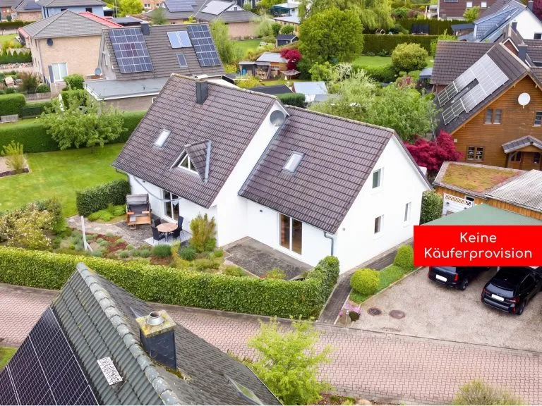 Moellerherm Immobilien - Immobilienangebot - Stolpe - Alle - Zuhause für alle Generationen: Einfamilienhaus mit Einliegerwohnung in Stolpe mit vielfältigen Nutzungsmöglichkeiten