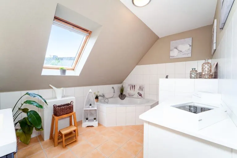 Moellerherm Immobilien - Immobilienangebot - Stolpe - Alle - Zuhause für alle Generationen: Einfamilienhaus mit Einliegerwohnung in Stolpe mit vielfältigen Nutzungsmöglichkeiten