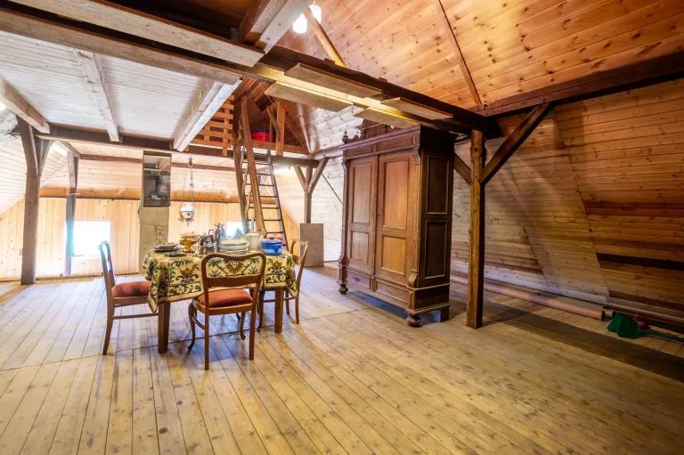 Moellerherm Immobilien - Immobilienangebot - Thedinghausen - Alle - Pferdeliebhaber aufgepasst!  Resthof mit 1,3 ha Land in Thedinghausen